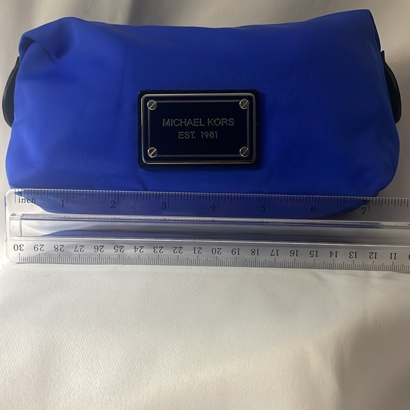 Michael Kors Handbags - Michael Kors makeup bag